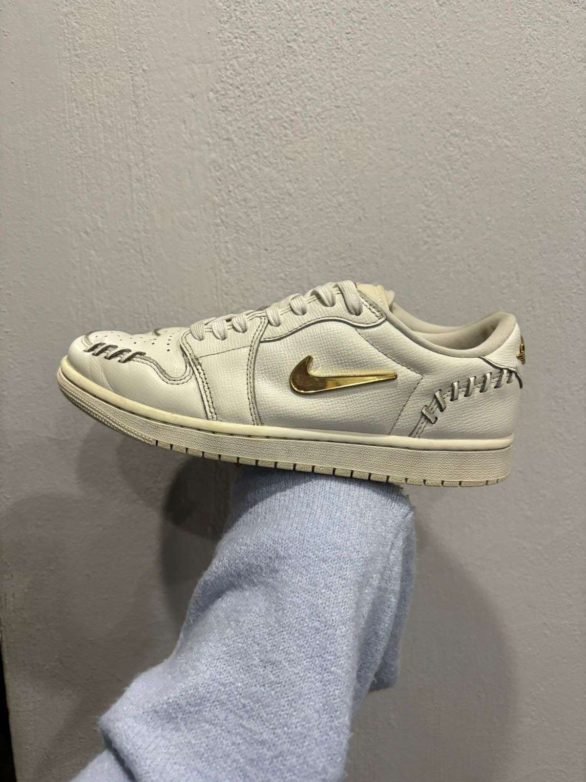 Nike blanco limpio vista 1