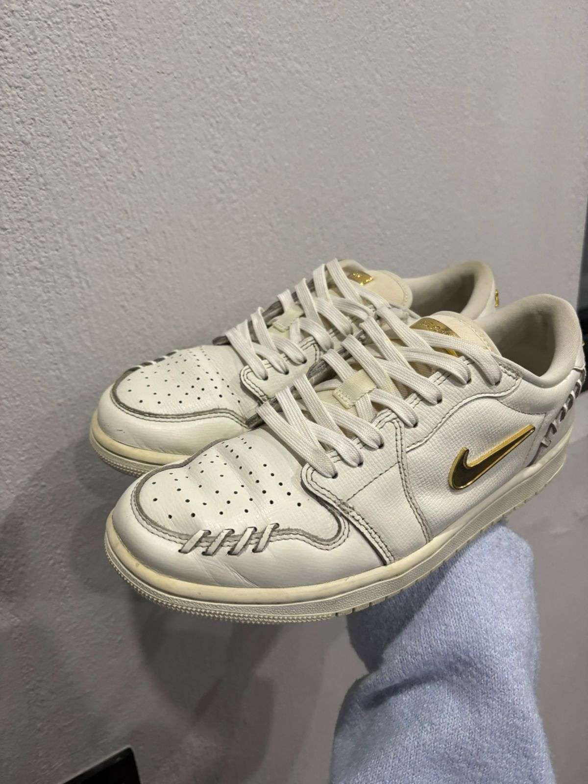Nike blanco limpio vista 2
